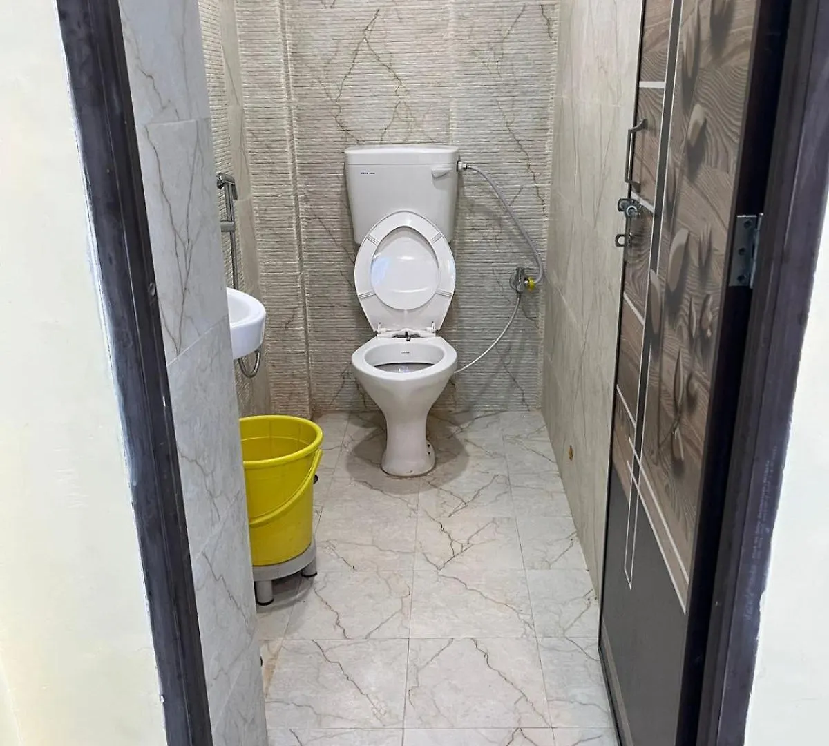 Hotel Gk Palece Varanasi 0*,